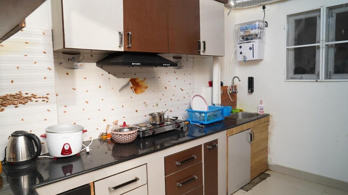 Flat In Gachibowli, Entire Floor-your Instant Apartment
